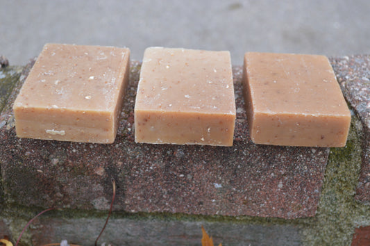 Oatmeal, Honey and Cocoa Butter Soap