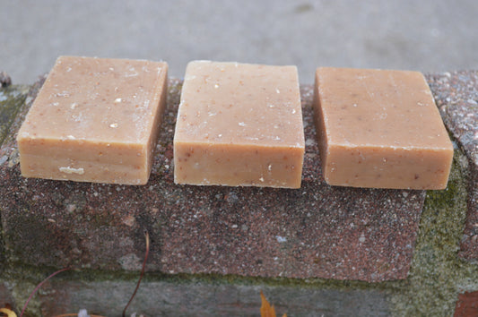 Oatmeal, Honey and Cocoa Butter Soap
